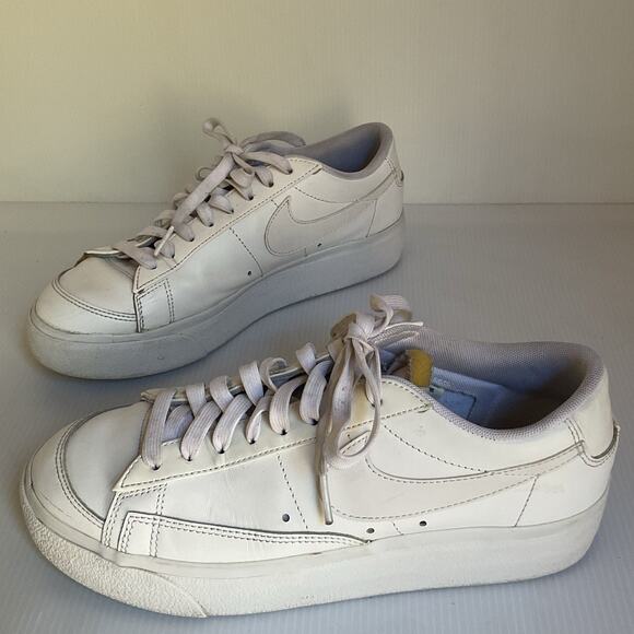 Nike Women’s Blazer Low Platform – White Leather 8.5 - Picture 3 of 10